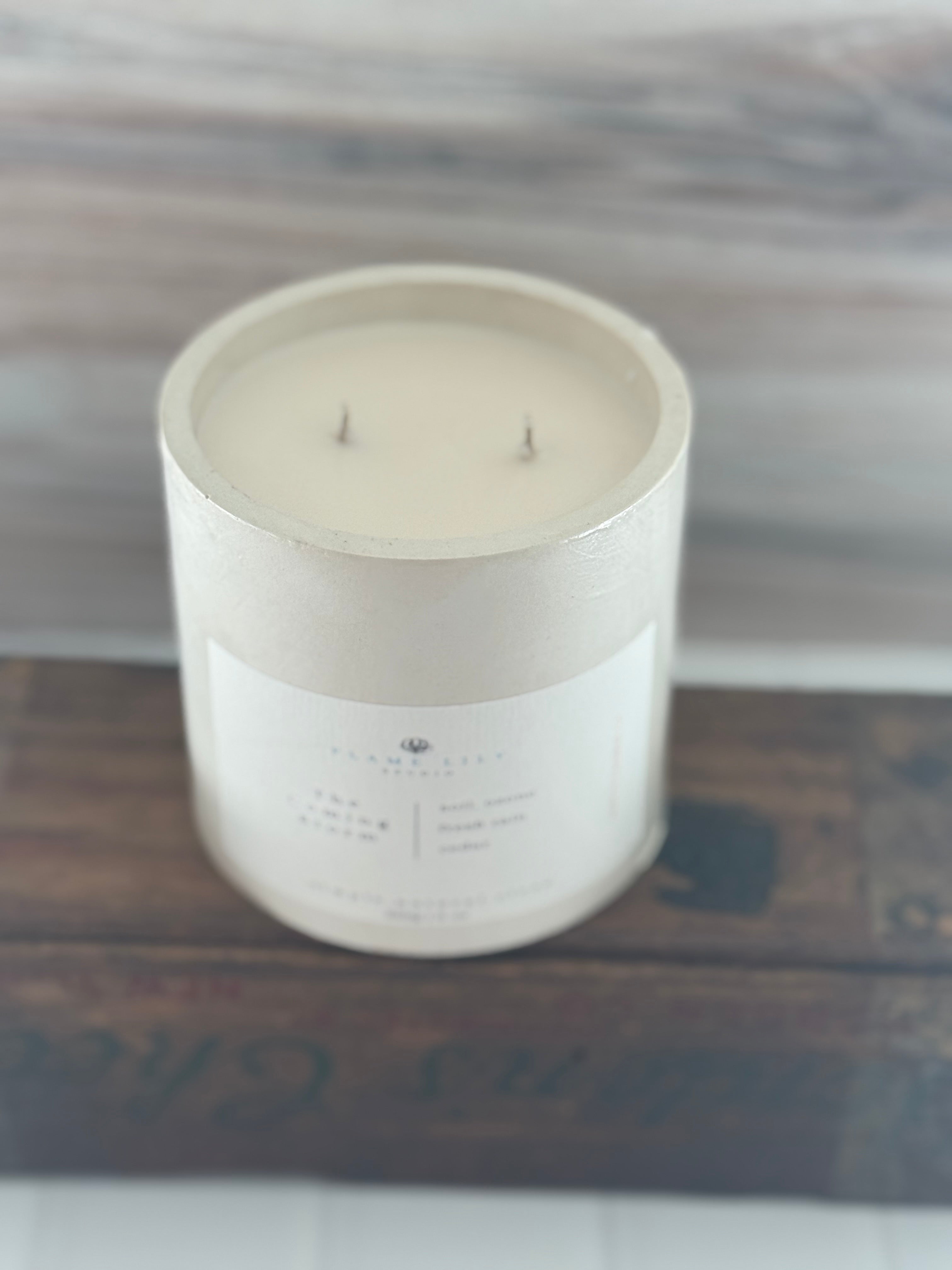 Concrete 8 oz Candle - Milk