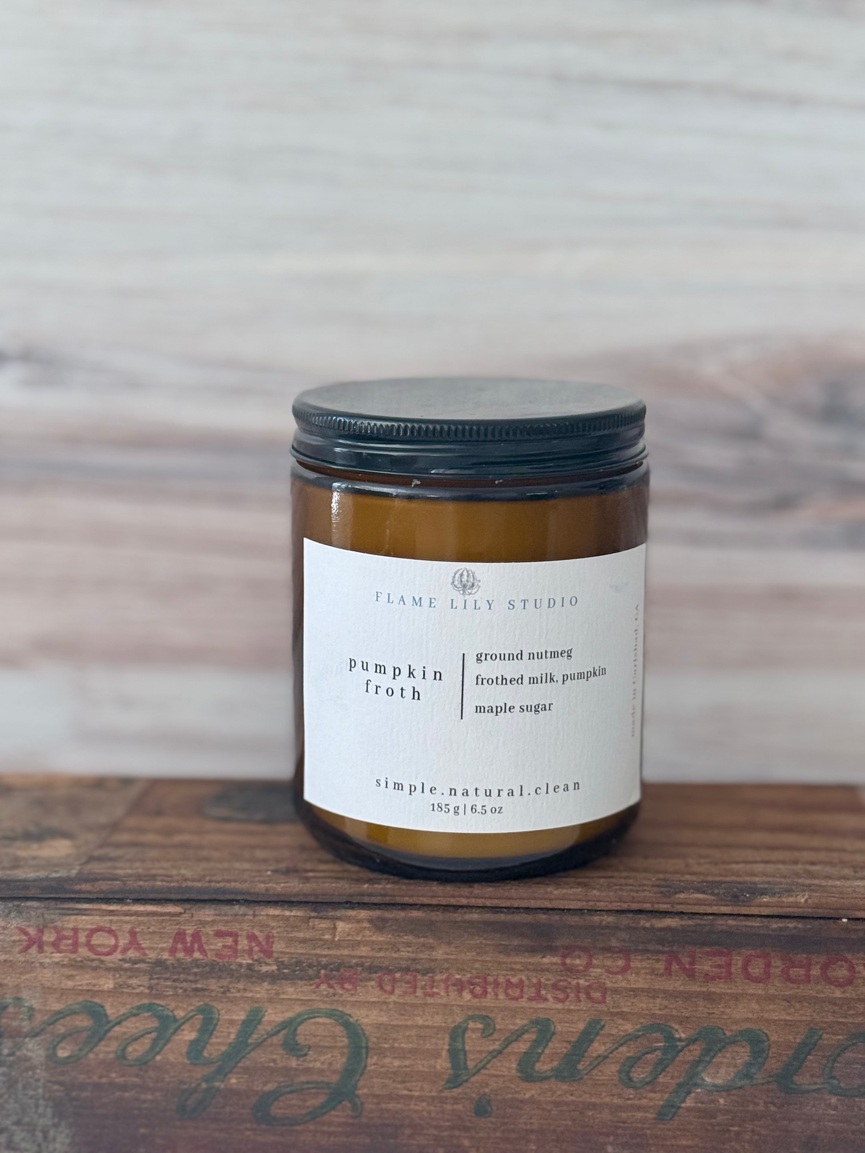 8 oz Amber Candle - Pumpkin Froth